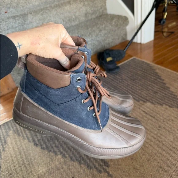 Sperry Navy and Chocolate Duck Boots - Picture 6 of 7
